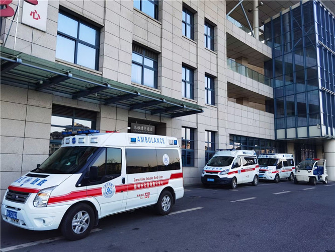 达坂城救护车出租服务案例4